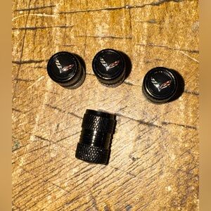 Corvette valve stem tire caps‎